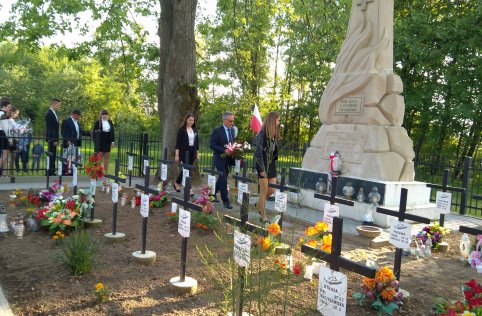 76 rocznica mordu mieszkańców Szarajówki
